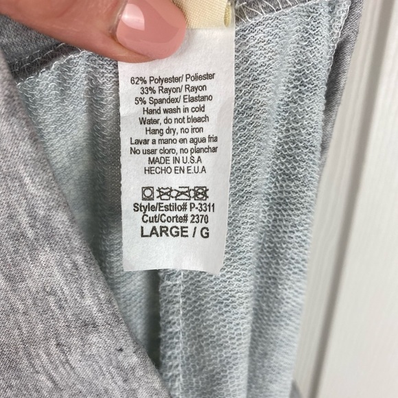 Women’s Gray Leopard Print Joggers with Pockets - Picture 7 of 7